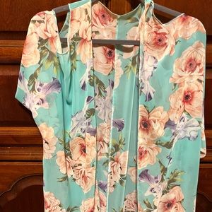 Turquoise floral kimino